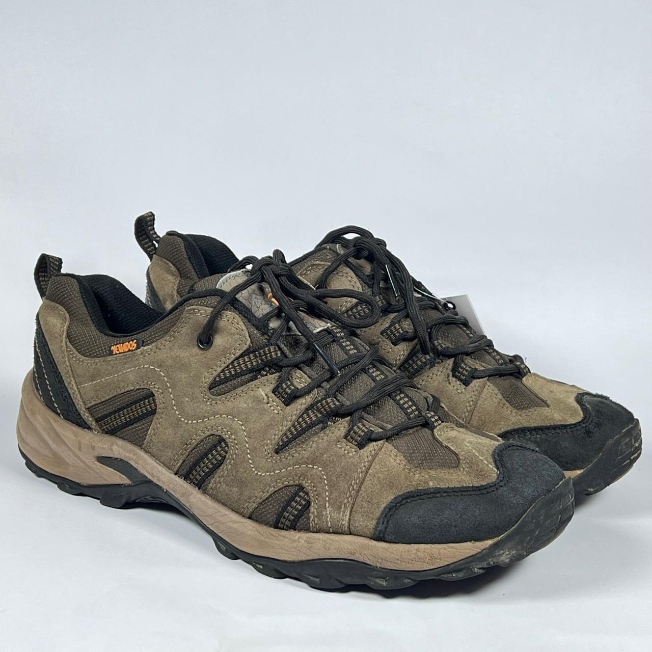 Nevados Hiking Shoes